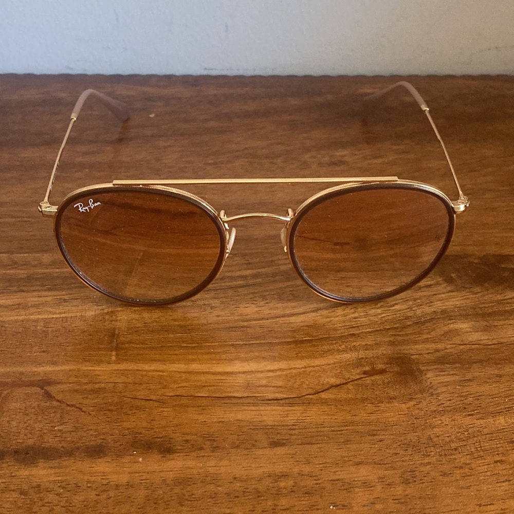Ray-Ban 3647N Round Double Bridge Mirrored Sunglasses with Case. Gold/Br…